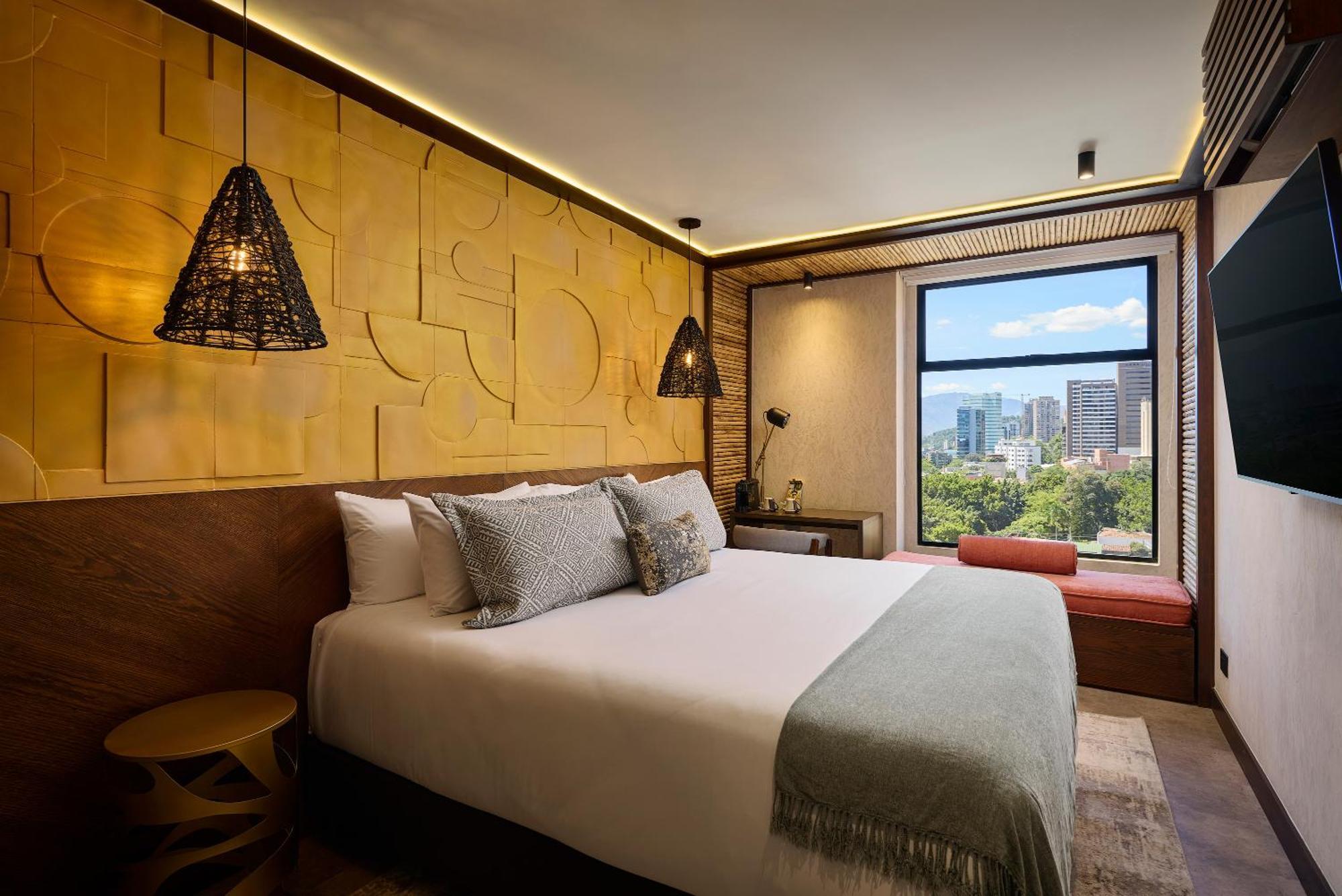 Golden Valley Hotel Medellín Buitenkant foto