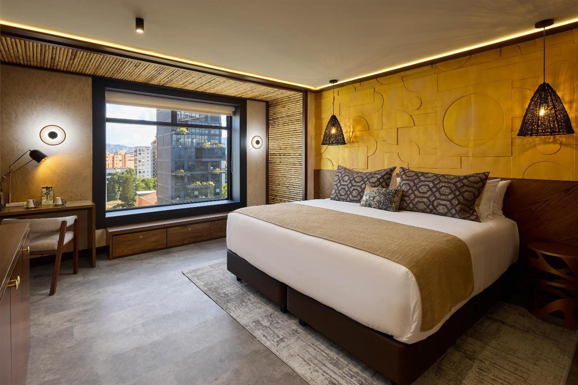 Golden Valley Hotel Medellín Buitenkant foto